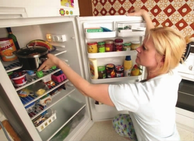[新聞] 清潔冰箱衛生不容小覷 小心病從口入